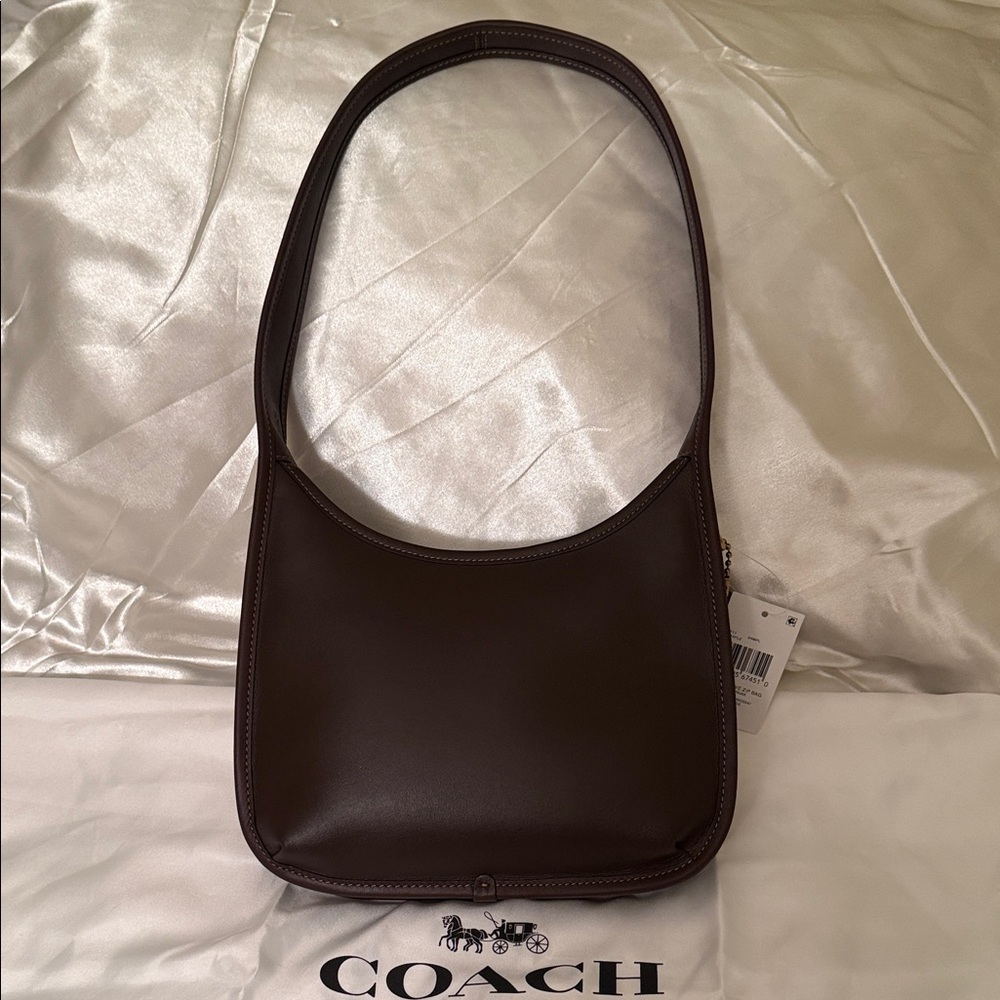 🤎Coach NWT Maple Brown Leather Curve Zip Shoulder Bag with Brass Hardware - Picture 4 of 10